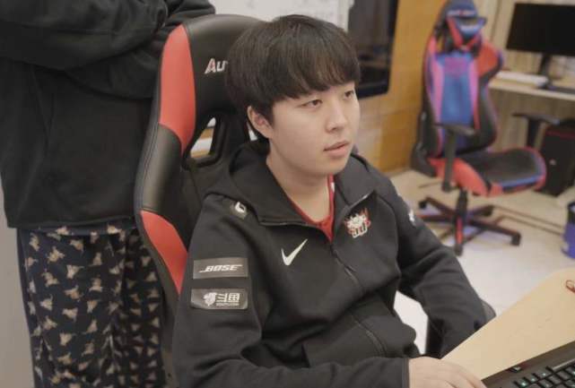 并完成致命 并完成致命