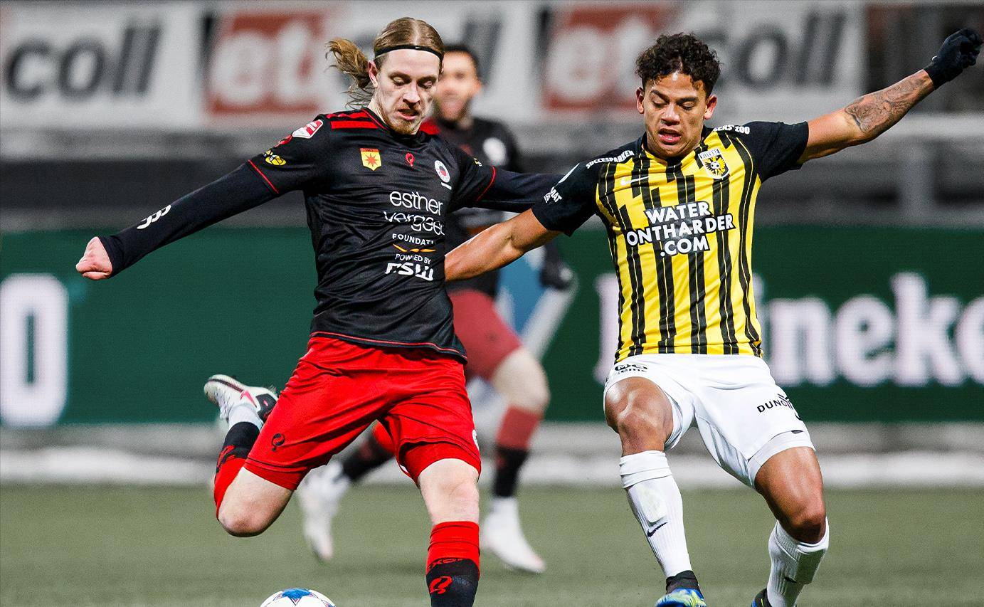 拉丽和玛丽 拉丽和玛丽